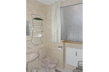 303 Badezimmer