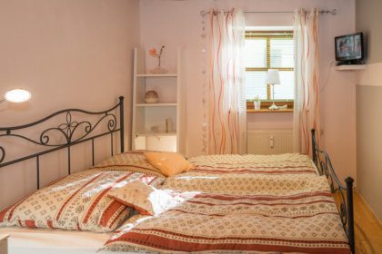 1004 Schlafzimmer