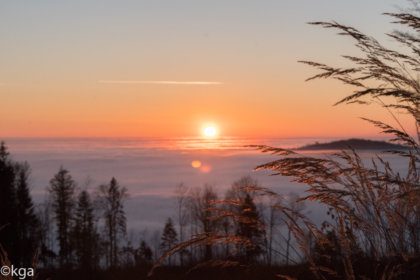 Sonnenuntergang über den Wolken